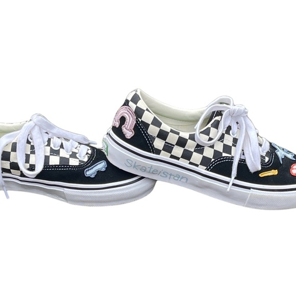 Vans Skate Era Skateistan Checkerboard Canvas Suede Sneakers - Picture 6 of 13